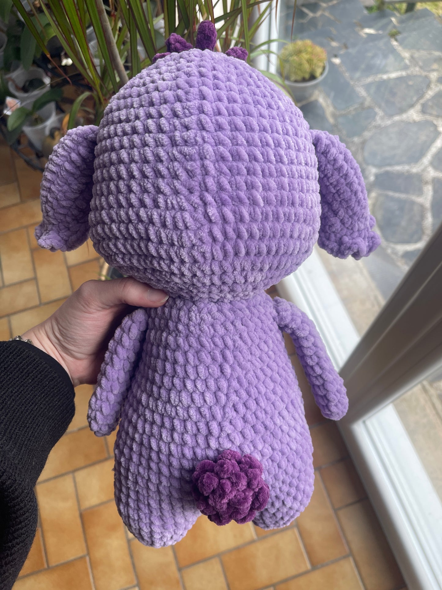 Éfélant (éléphant mauve)