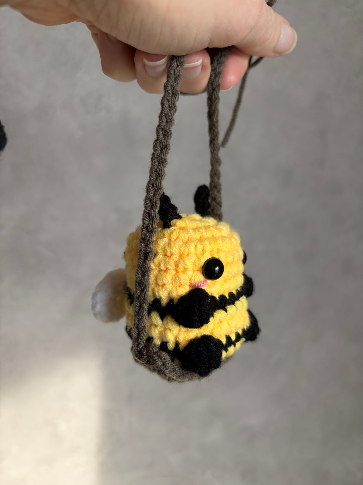 Bobby d'été sur sa balançoire