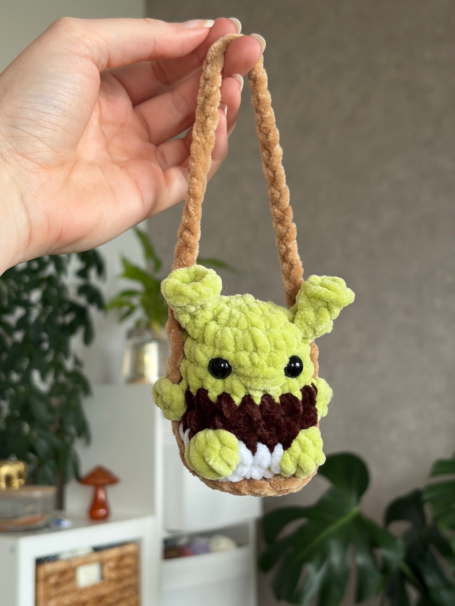 Shrek sur sa balançoire